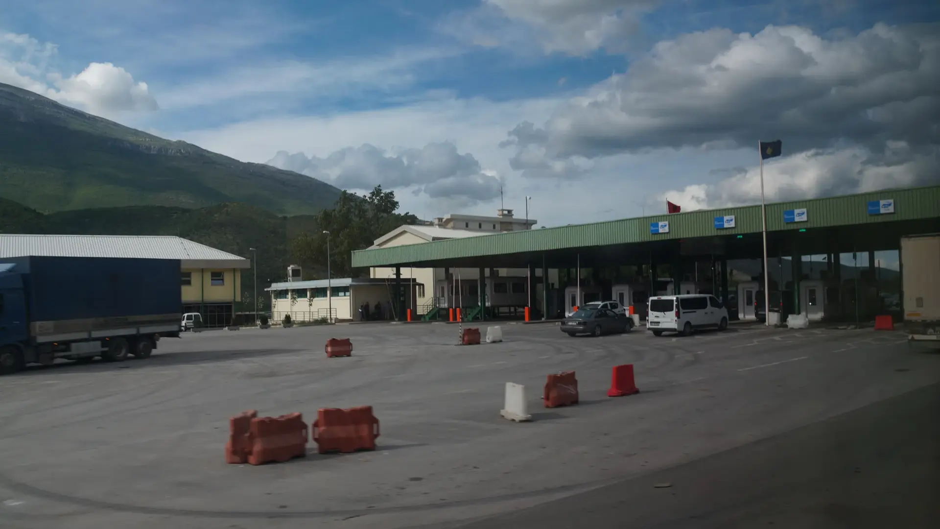 The Morinë-Vërmicë border crossing between Albania and Kosovo